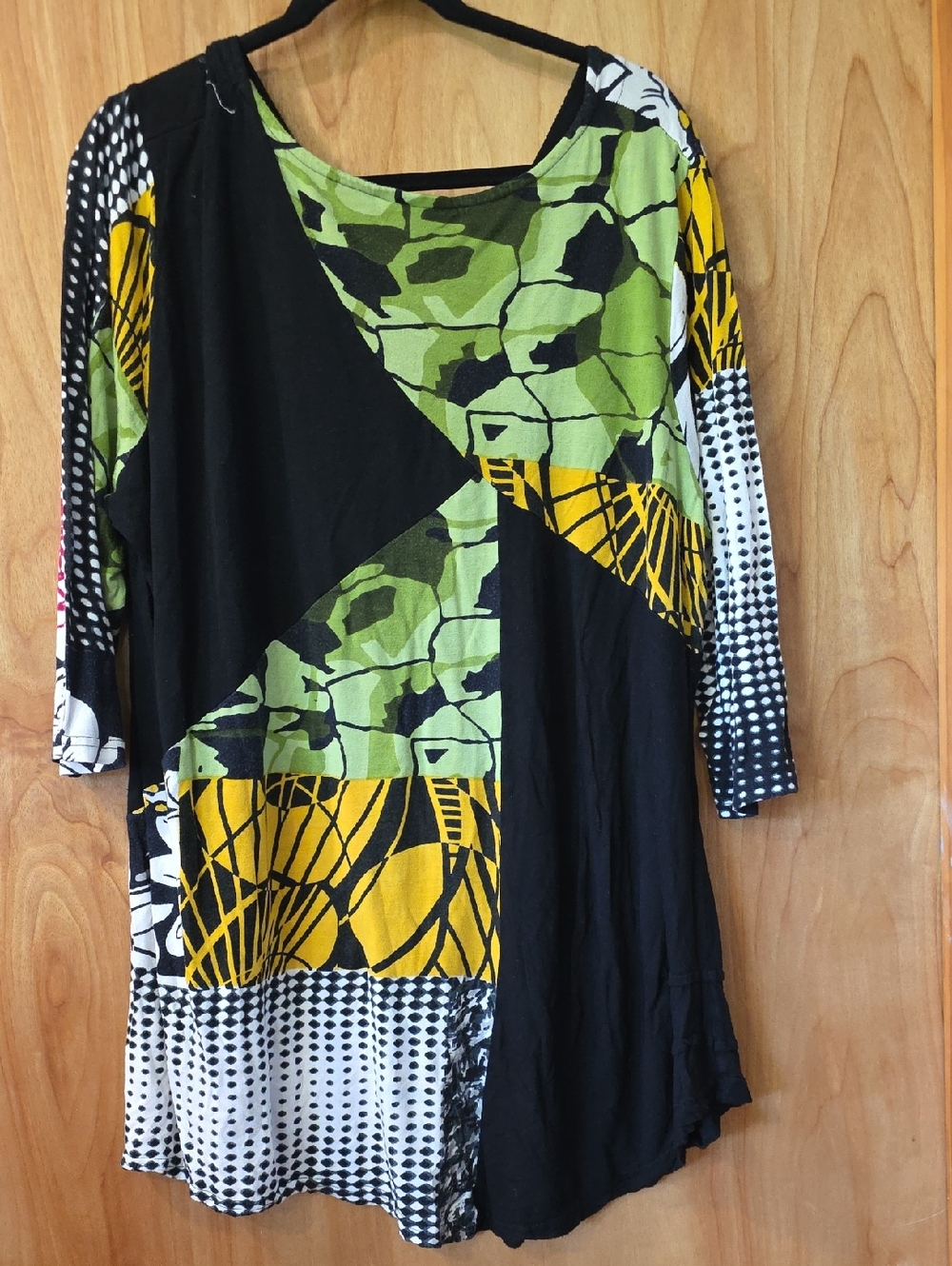 Art Patchwork Top - Picture 3 of 4
